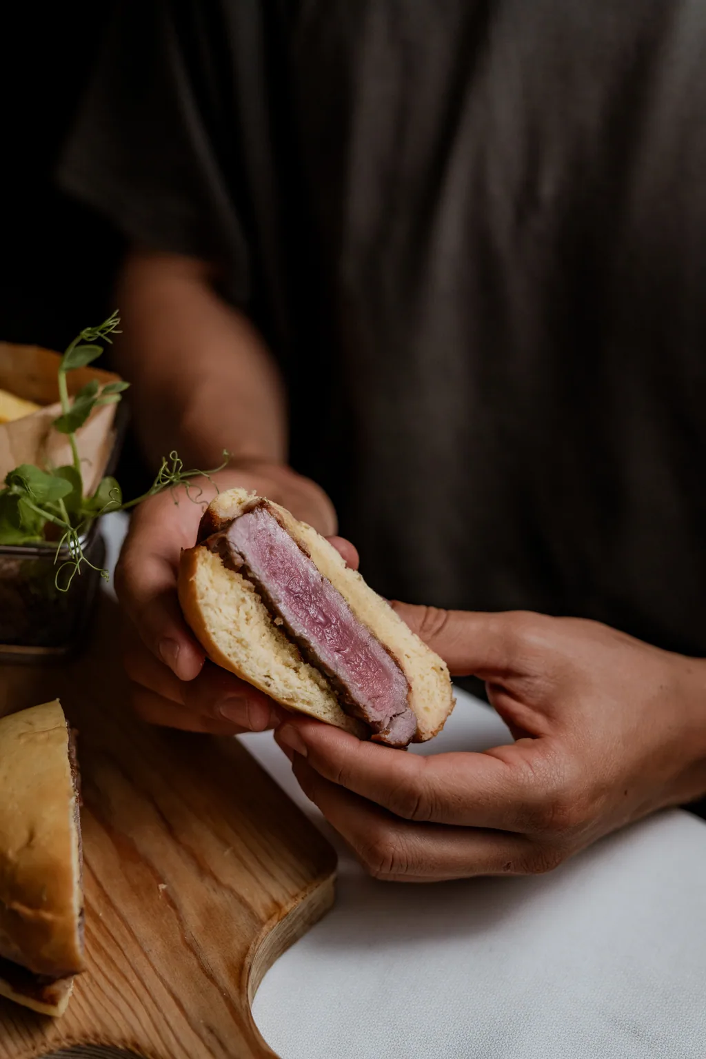 Steak-Sandwich, halbiert
