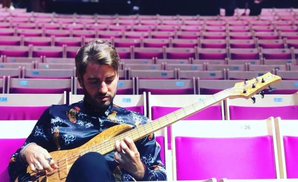 André Moreira ao vivo na Adega Machado, casa de fado em Lisboa