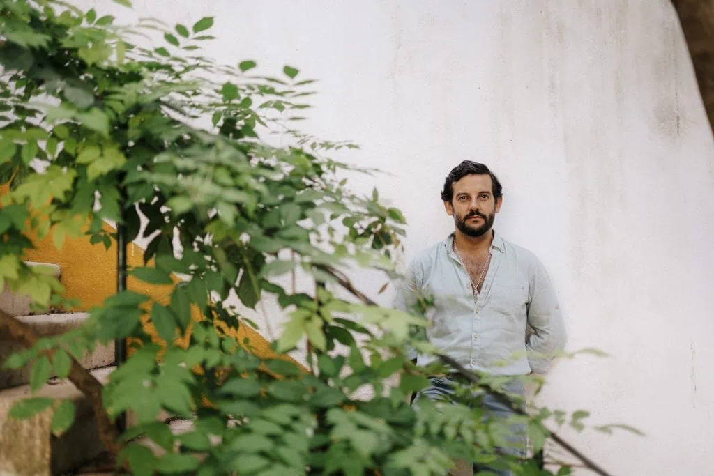 Peu Madureira ao vivo na Adega Machado, casa de fado em Lisboa